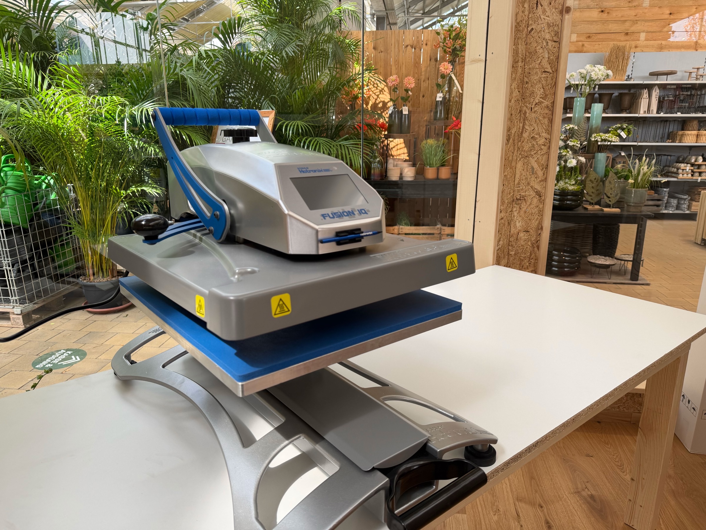 Unsere Heatpresse in der Glashausmanufaktur Straubing